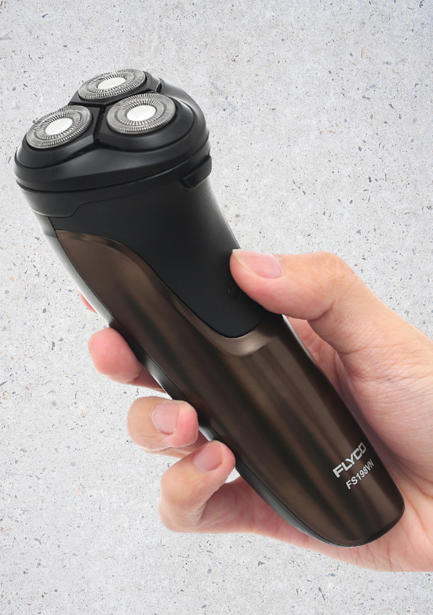 Máy cạo râu khô và ướt Flyco FS198VN tiện lợi