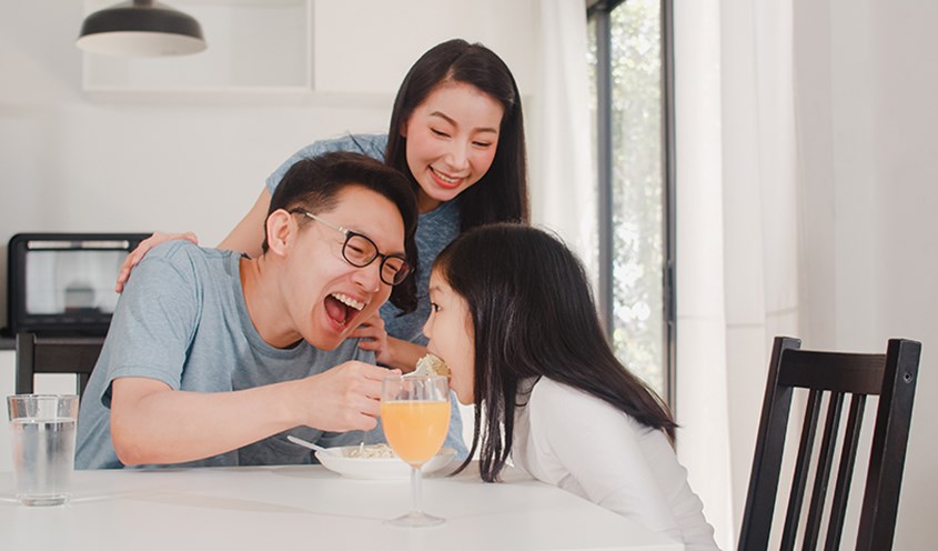 Trò chơi “gia đình” (chủ đề gia đình) 