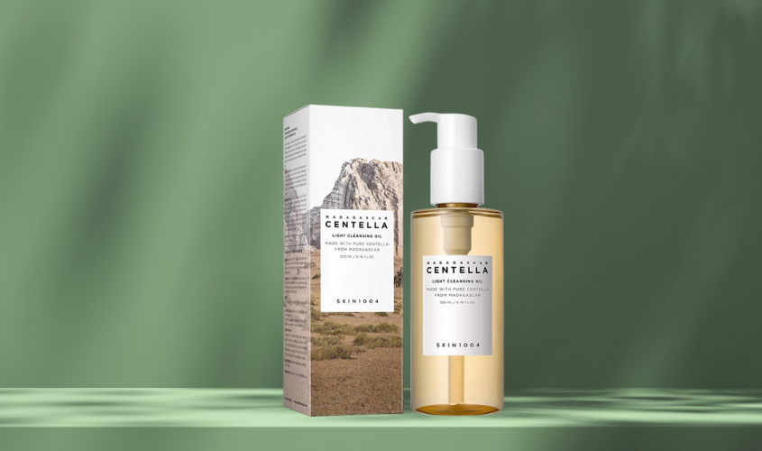 Dầu tẩy trang chiết xuất Rau Má Skin1004 Madagascar Centella Light Cleansing Oil 200 ml 