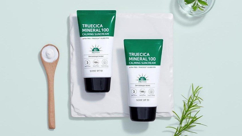 Kem chống nắng làm dịu và dưỡng sáng Some By Mi Truecica Mineral Calming SPF 50+ PA++++ 50 ml