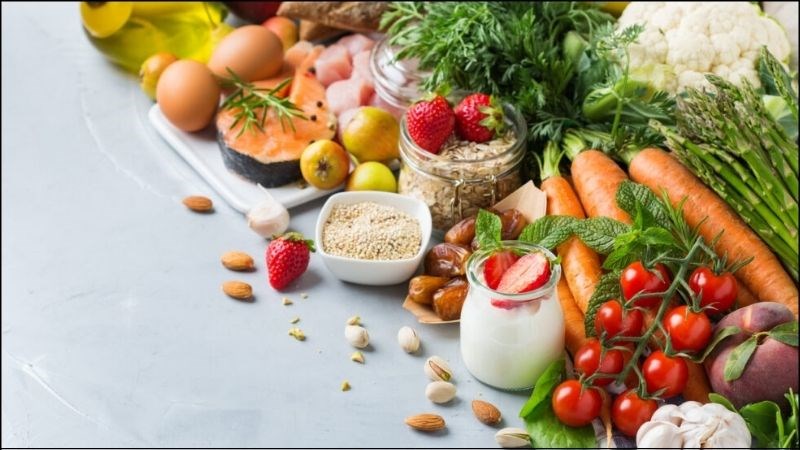Người bị rối loạn lipid nên tăng cường chất xơ và vitamin từ rau củ vào khẩu phần ăn