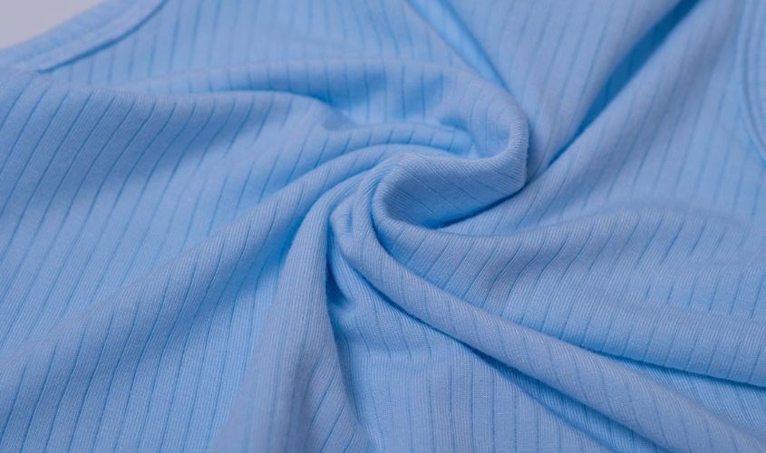 Vải modal nổi bật với khả năng chống co rút cực kỳ tốt