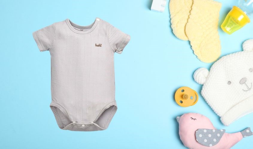 Body chip bé gái Haki màu ghi