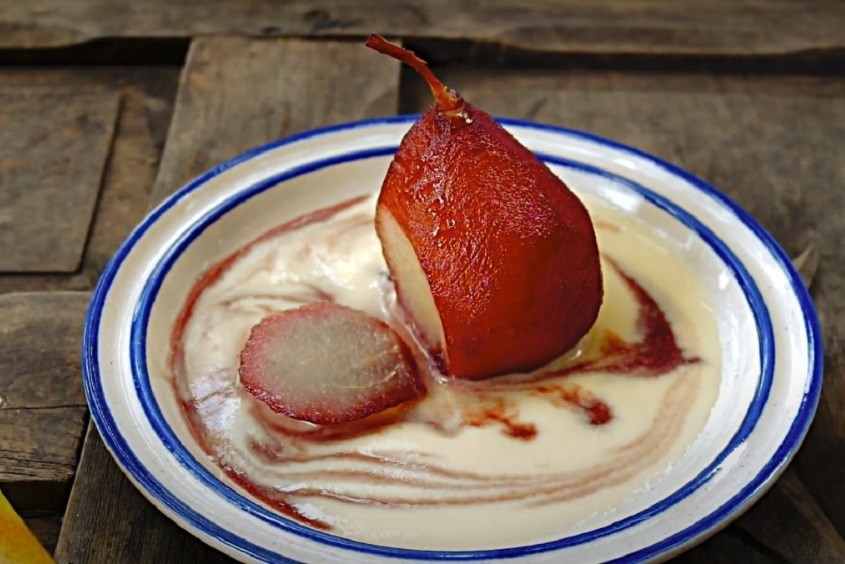 Bà bầu ăn lê với món lê hầm rượu vang Bà bầu ăn lê được không