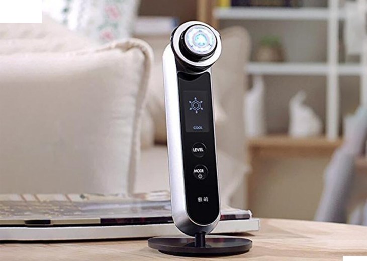 Máy massage mặt Yaman HRF-10T là dòng máy massage cao cấp được tích hợp nhiều công nghệ hiện đại, giúp làn da của bạn trở nên căng mịn nhanh chóng