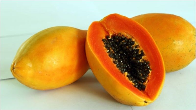 Đu đủ giúp kiểm soát các triệu chứng ho, đau rát cổ họng, khàn tiếng,...