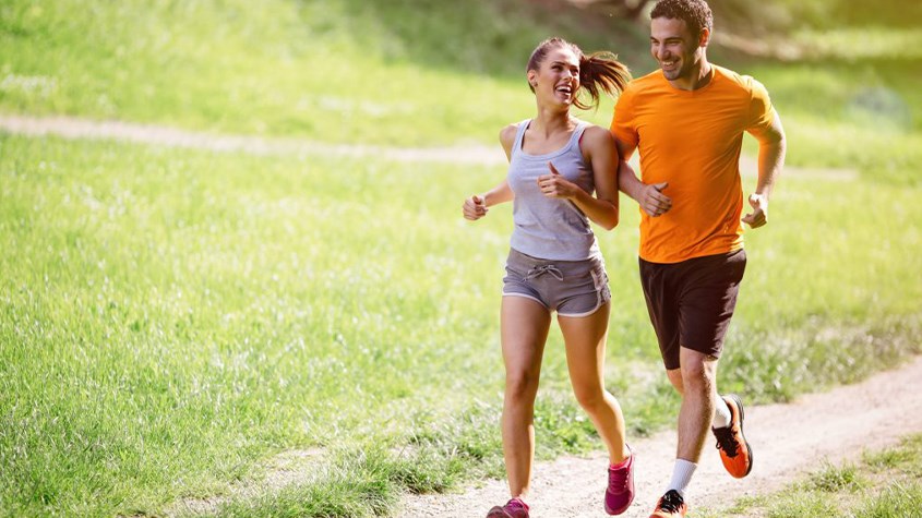 Vận động thể chất mạnh ngay sau khi ăn yến sẽ dễ khiến hệ tiêu hóa của bạn gặp vấn đề