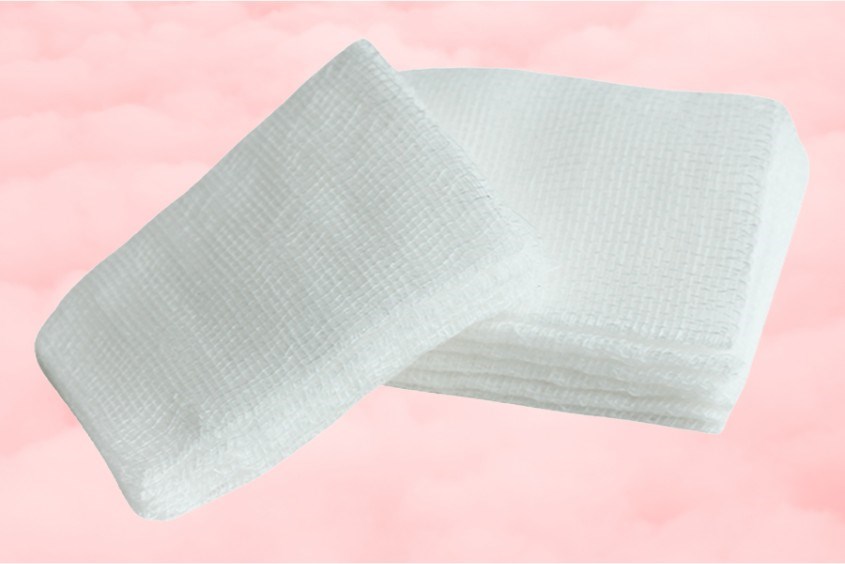 Bé bị chảy máu cam không nên dùng bông gạc