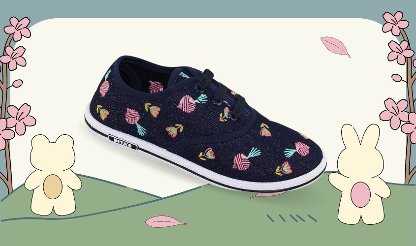 Giày thể thao in hoa xanh bé gái Bita