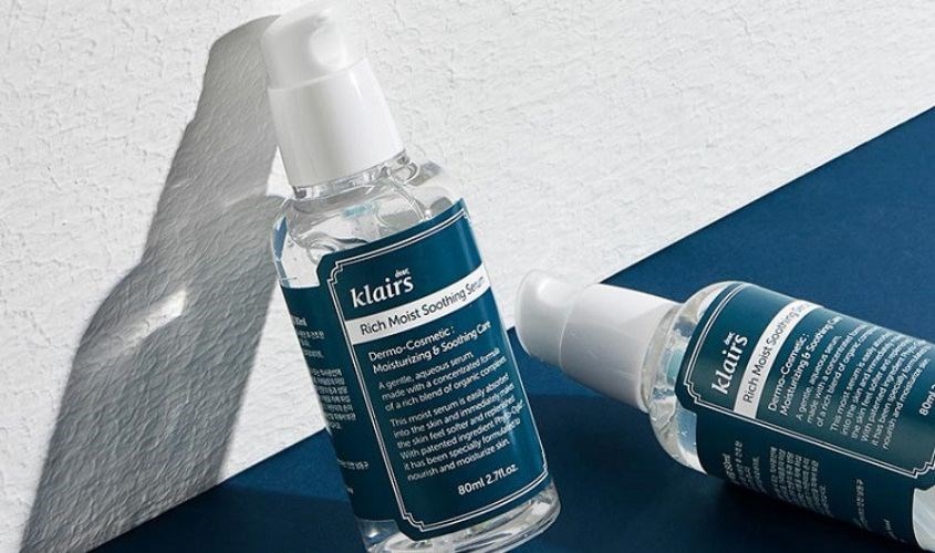Tinh chất dưỡng ẩm cho da khô Klairs Rich Moist Soothing 80 ml