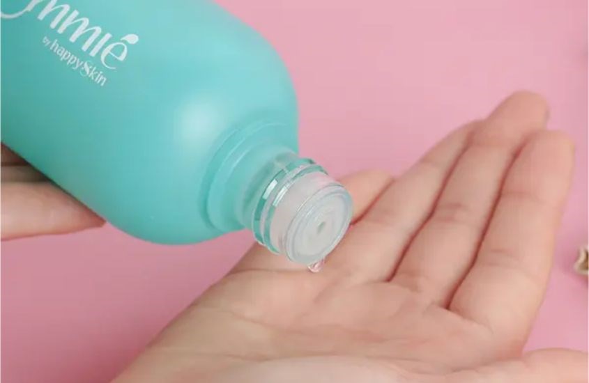 Dung dịch tẩy tế bào chết và cân bằng da mặt Emmié Daily Glow Exfoliating 5% PHA/NANO AHA 230 ml