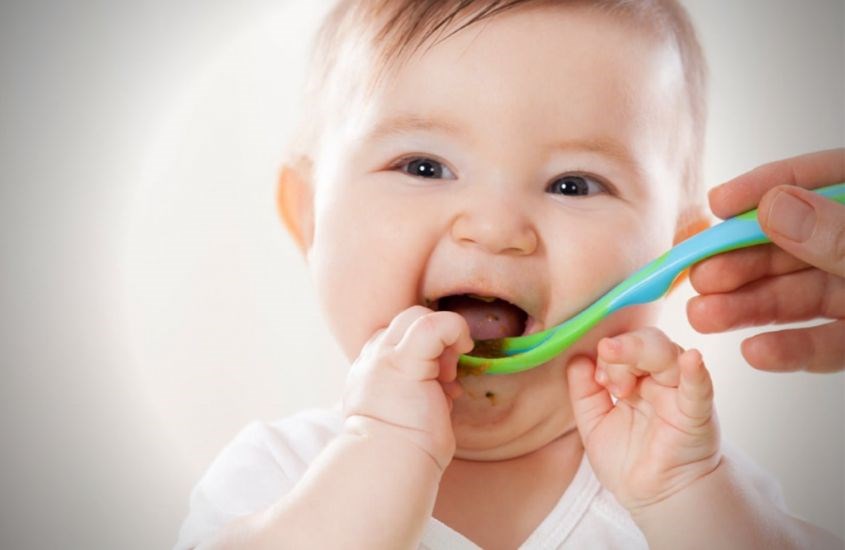 Hỗ trợ quá trình tiêu hóa của trẻ, giúp bé ăn ngon miệng hơn.