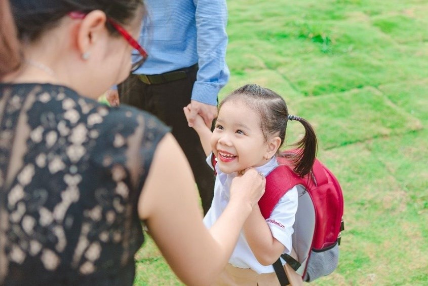 Cách cho trẻ đi học không khóc