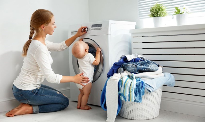 Quần áo của bé mới mua về cần được làm sạch