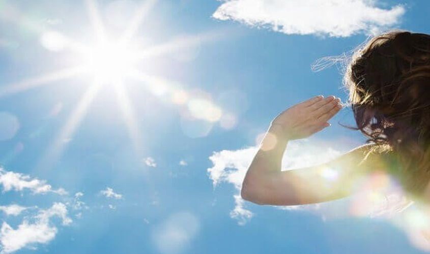 Dùng khẩu trang chống tia UV giúp ngăn nhặn đến 99% tia UV