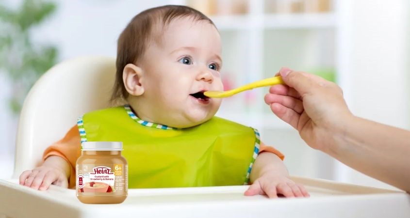 Dinh dưỡng trái cây nghiền Heinz chuối, dâu hũ 110g (từ 6 tháng)