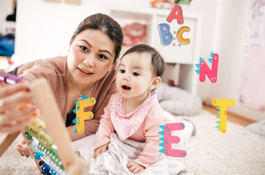 Mẹo dạy bé 3 tháng tuổi thông minh