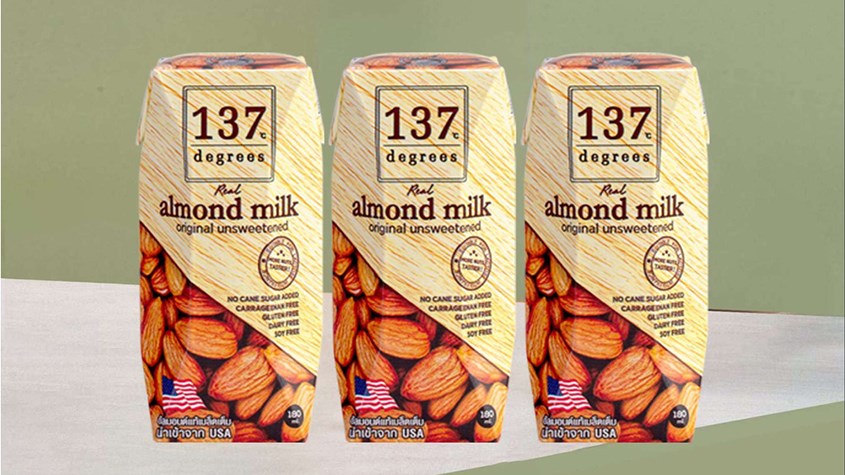 Lốc 3 hộp sữa đậu nành hạnh nhân không đường 137 Degrees 180 ml (từ 1 tuổi)