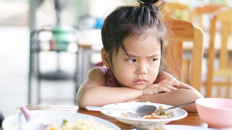 Biếng ăn tâm lý là tình trạng rối loạn ăn uống ở trẻ
