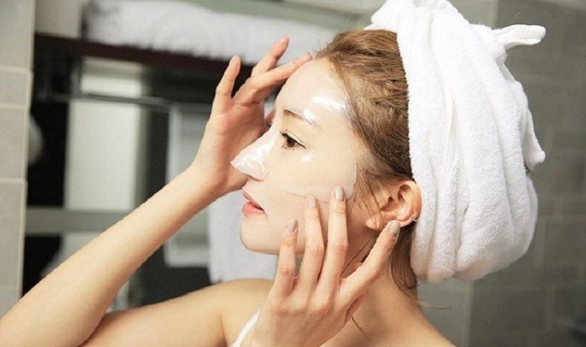 fgffb Giãn cách giữa các bước skincare