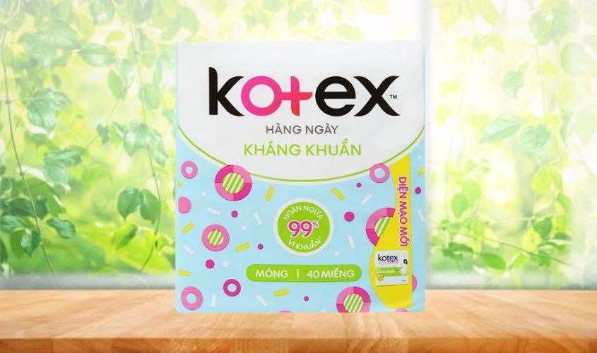Băng vệ sinh hàng ngày Kotex Kháng Khuẩn mỏng không cánh 40 miếng Băng vệ sinh hàng ngày Kotex Kháng Khuẩn mỏng không cánh 40 miếng