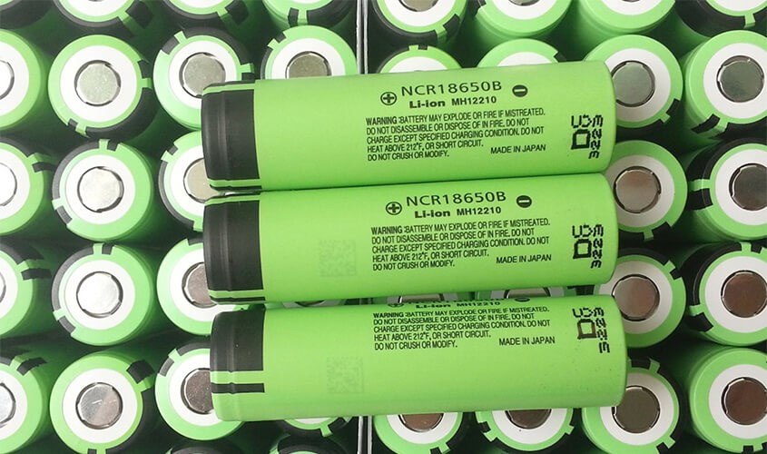 Kiểm soát độ ẩm khi bảo quản pin