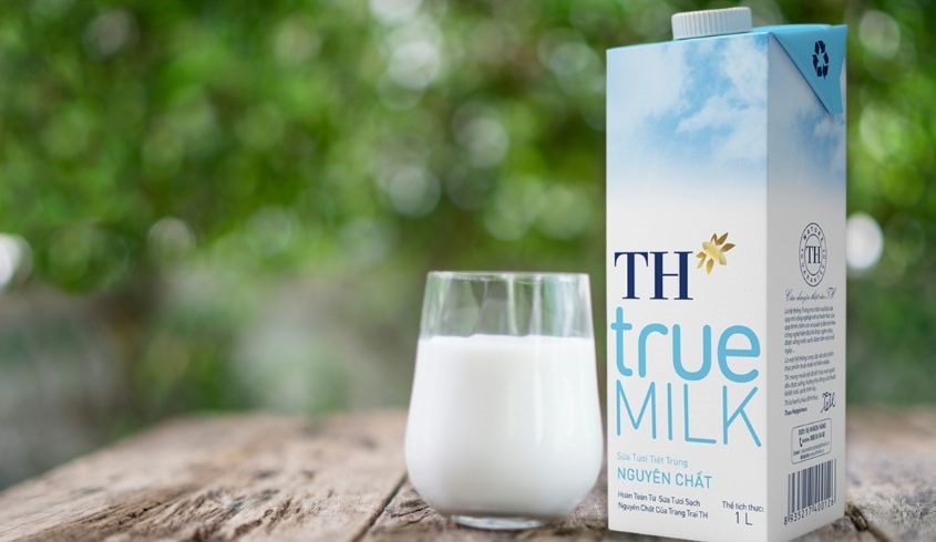 Sữa tươi tiệt trùng TH true MILK không đường 1 lít (từ 1 tuổi)