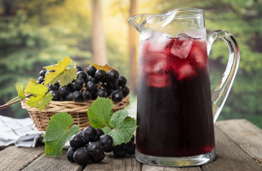 Lượng vitamin E dồi dào chứa trong hạt nho giúp tăng cường miễn dịch và ngăn ngừa ung thư