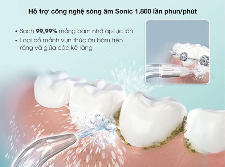 Máy tăm nước Halio Professional Cordless có thể đánh bay các mảng bám và thức ăn dính trên răng hiệu quả