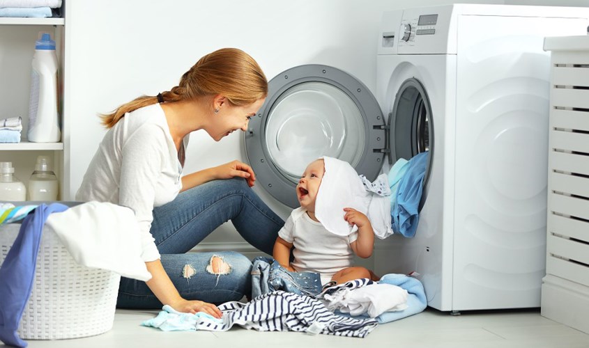 Quần áo còn sót lại bột giặt và hóa chất sau khi giặt