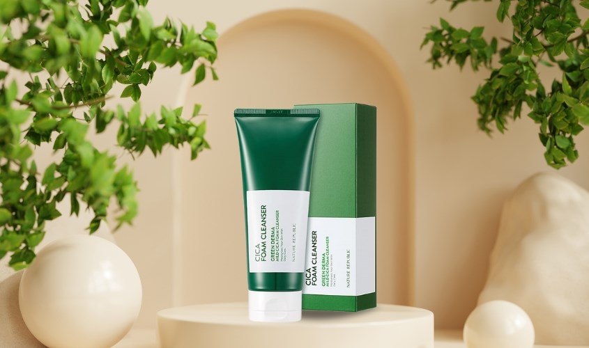 Sữa rửa mặt chiết xuất Keo Ong và Rau Má Nature Republic Green Derma Mild Cica 150 ml 