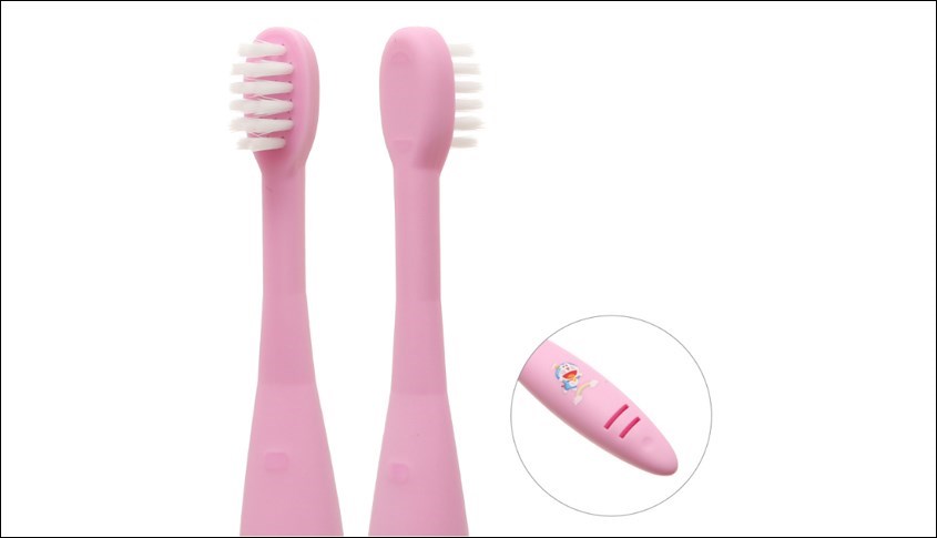 Bàn chải cho bé Taiyo Doraemon Baby Pink lông mềm