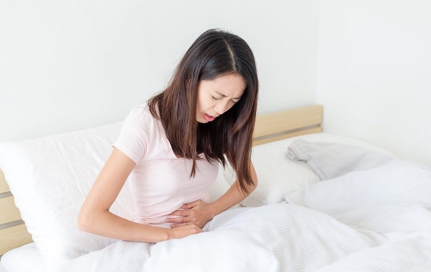 Mẹ nên ngừng đeo đai nịt bụng nếu cảm thấy khó chịu