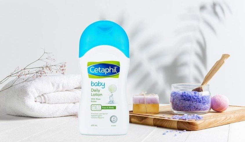 Sữa dưỡng thể hoa cúc hữu cơ cho bé Cetaphil Baby Daily Lotion 399 ml Sữa dưỡng thể hoa cúc hữu cơ cho bé Cetaphil Baby Daily Lotion 399 ml