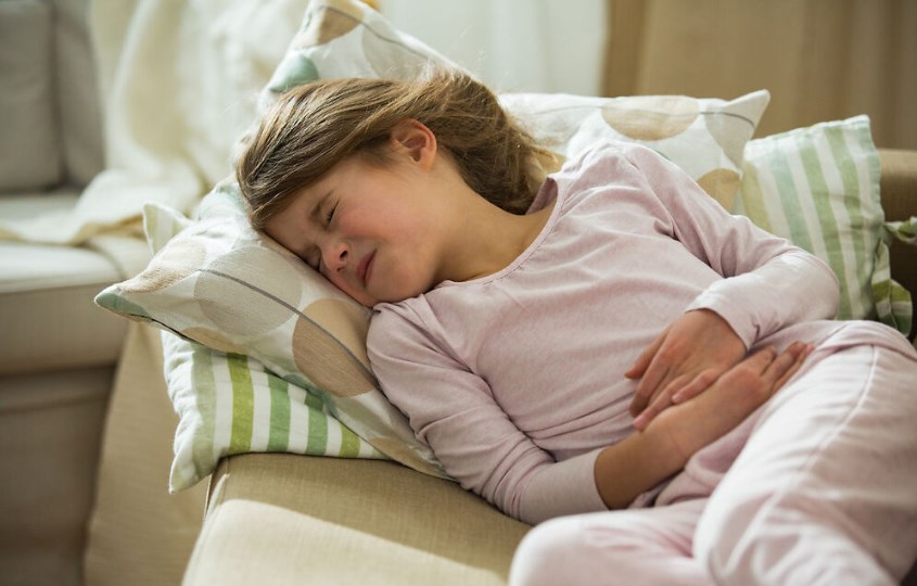 Rủi ro sức khỏe khi uống sữa hết hạn