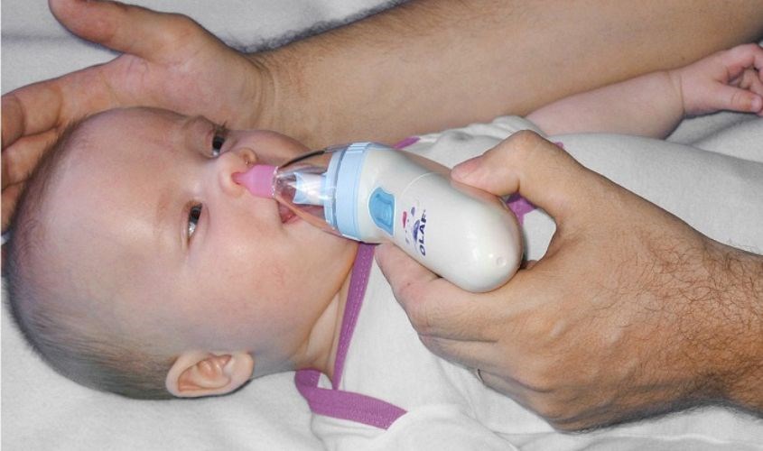 Máy hút mũi mang đến nhiều lợi ích song cũng không ít những tác hại