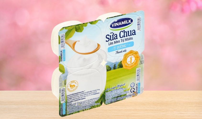 Lốc 4 hộp sữa chua ít đường Vinamilk 100g (từ 1 tuổi)