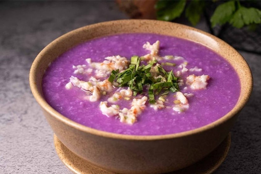 Công thức nấu cháo khoai môn cho bé khiến con thích mê