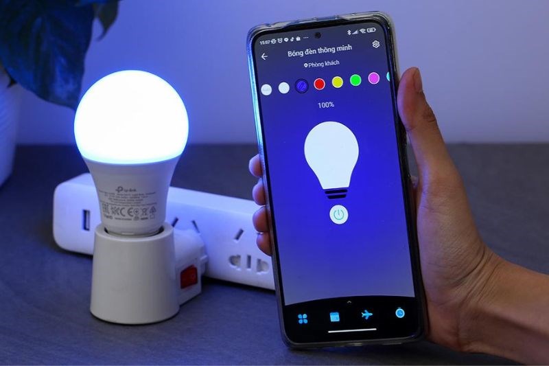 Đèn thông minh được điều khiển bằng wifi 