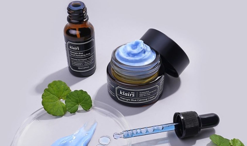 Kem dưỡng làm dịu và phục hồi da Klairs Midnight Blue Calming 30 ml Kem dưỡng làm dịu và phục hồi da Klairs Midnight Blue Calming 30 ml