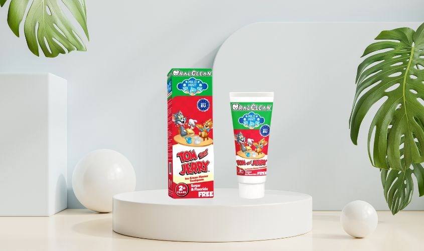 Kem đánh răng cho bé từ 2 tuổi Oral Clean hương kem bạc hà 75 ml