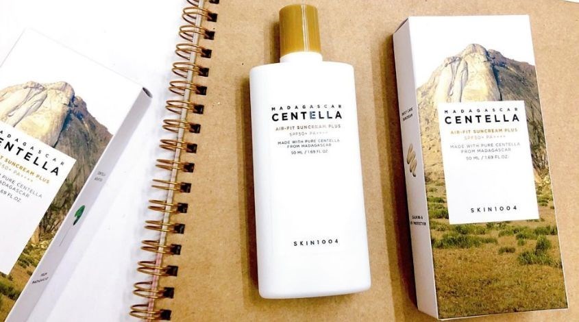 Kem chống nắng dưỡng trắng và chống lão hóa Skin1004 SPF 50+ PA++++ 50 ml