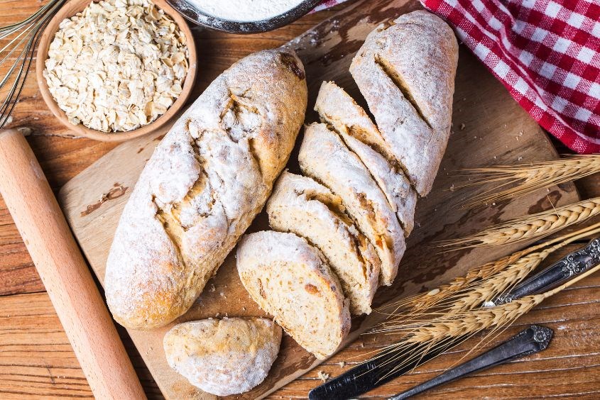 Cách làm bánh mì yến mạch tại nhà