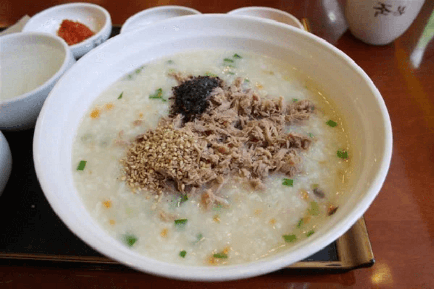 Cách nấu cháo nấm cho bé với thịt bò siêu ngon