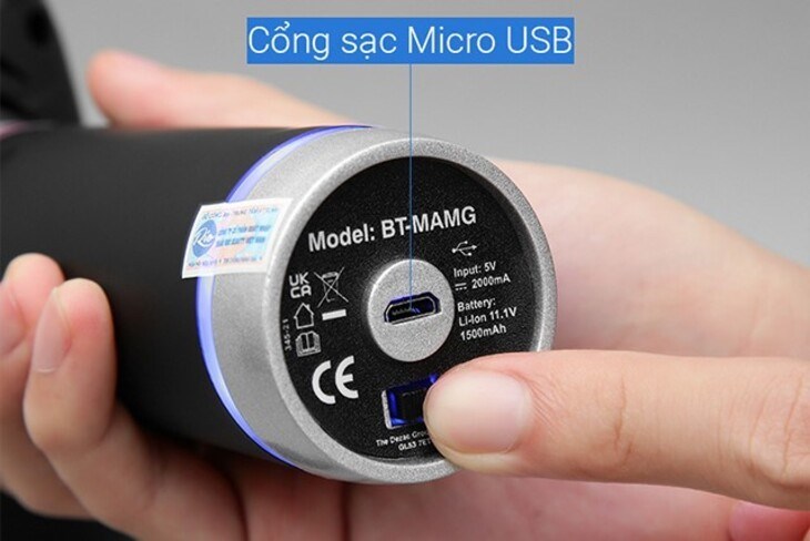 Súng massage Rio Beauty sử dụng pin Lithium và cổng sạc Micro USB cho thời gian sạc nhanh và tiết kiệm điện năng