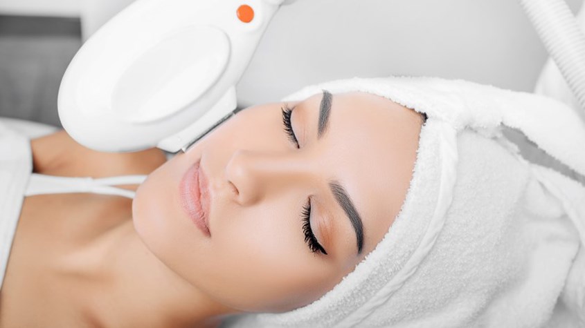 Hướng dẫn chăm sóc da mặt sau khi triệt lông mặt