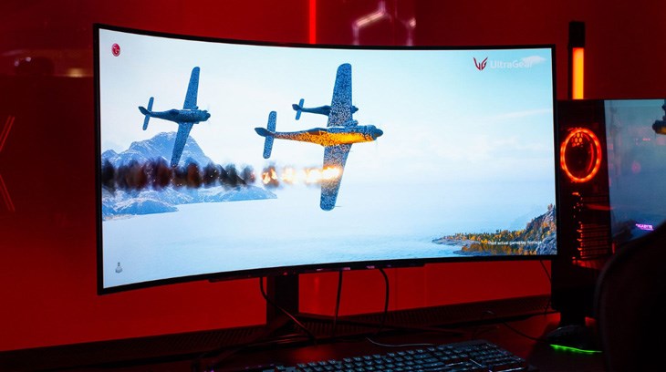 Màn hình UltraGear OLED cong 45 inch được LG ra mắt giúp mang lại trải nghiệm chơi game cực đỉnh