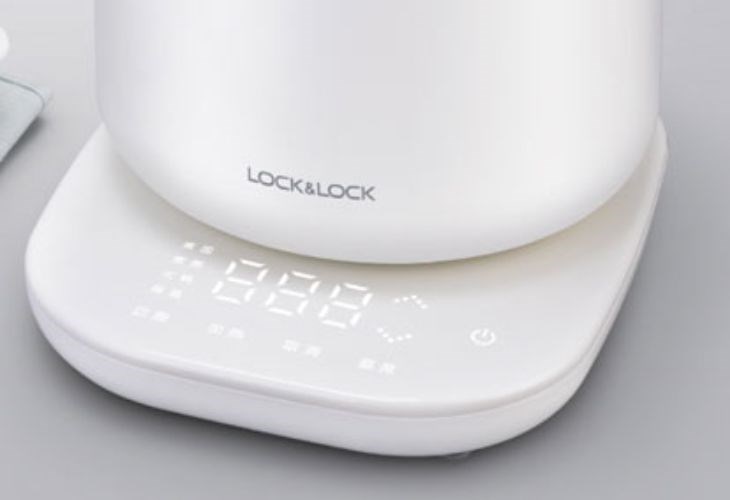 Màn hình LED giúp người dùng dễ thao tác và quan sát