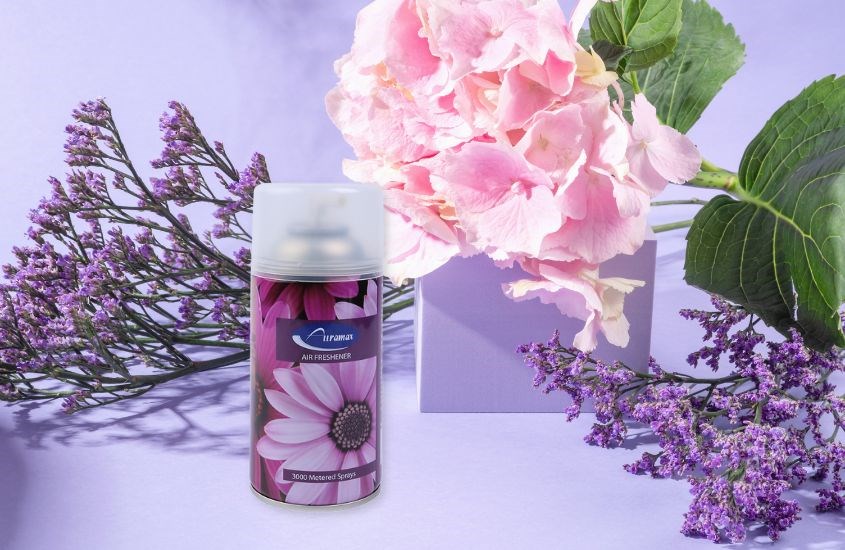 Nước xịt phòng Auramax