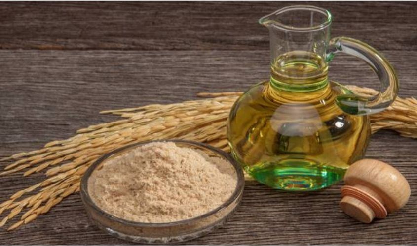 Tẩy da chết với dầu oliu và cám gạo